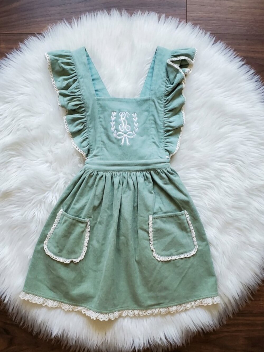 NWT Serendipity Monogramed K Apron Dress Size 5-6